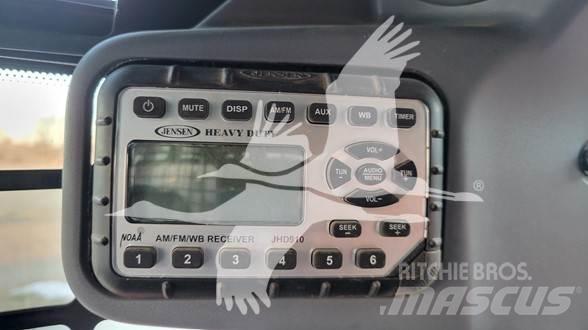 Kubota SSV75 Smykem řízené nakladače