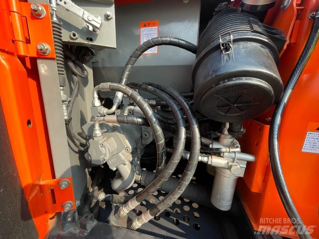 Hitachi ZX 75 Pásová rýpadla