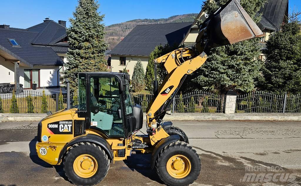 CAT 908 M Kolové nakladače