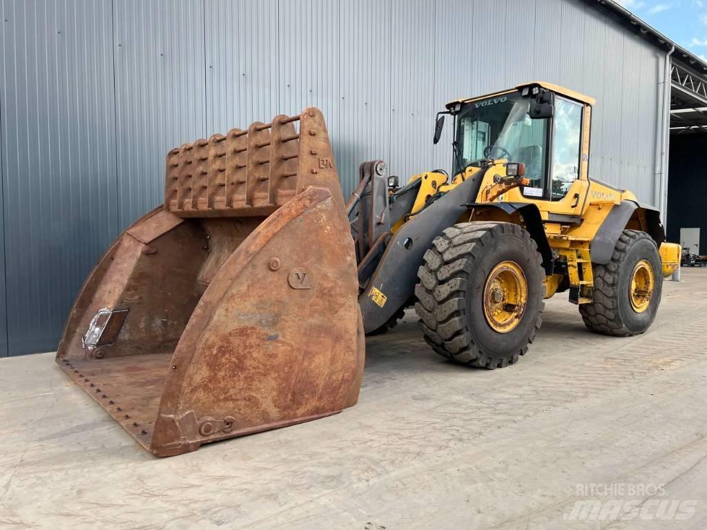 Volvo L120F Kolové nakladače