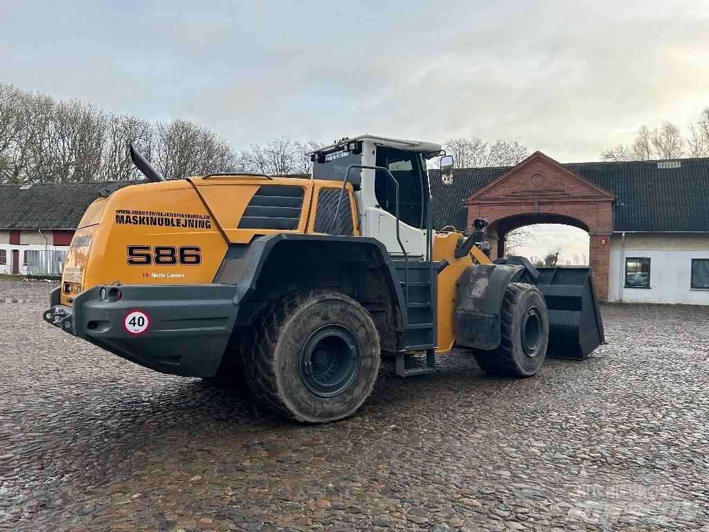 Liebherr L 586 Kolové nakladače