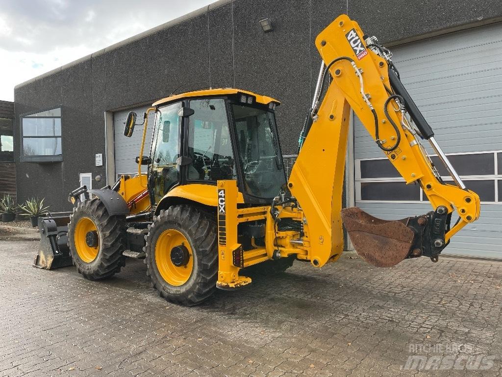 JCB 4CX Pro Rýpadlo-nakladače