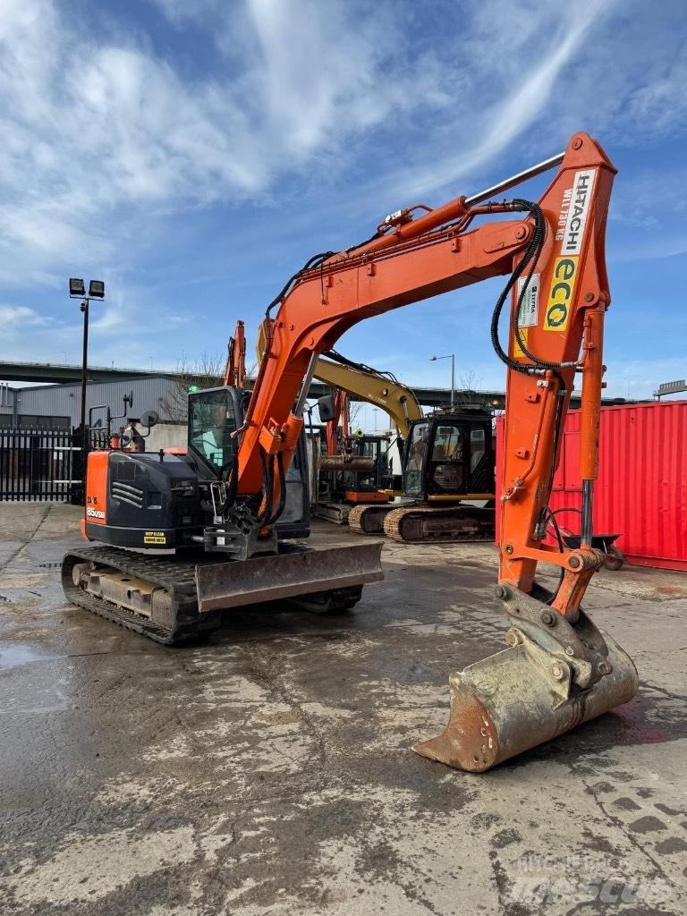 Hitachi ZX 85 US B-6 Midi rýpadla 7t - 12t