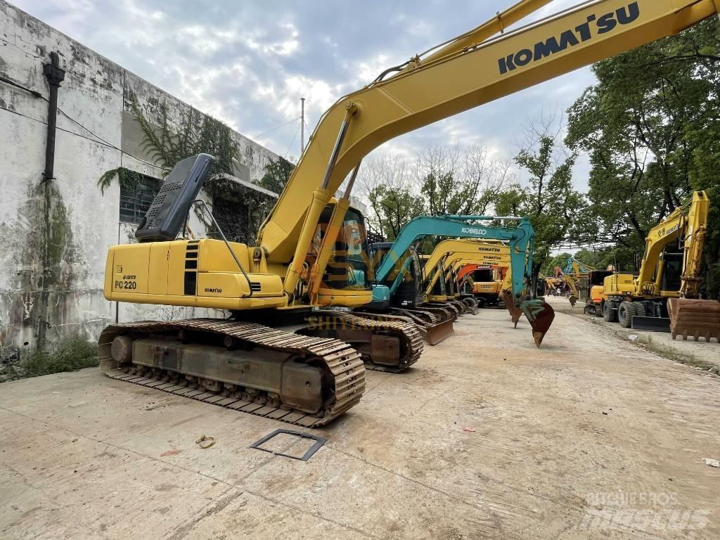 Komatsu PC 220 Pásová rýpadla