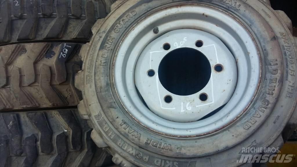 Bobcat 27X10.50-15 Pneumatiky, kola a ráfky