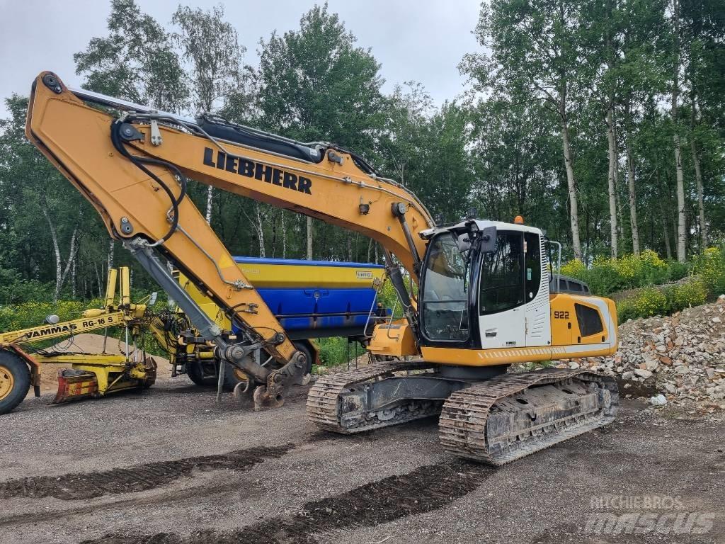 Liebherr R 922 Pásová rýpadla