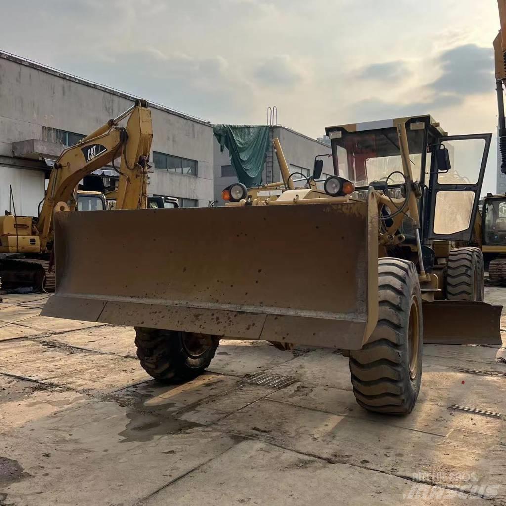SEM 919 Grejdry