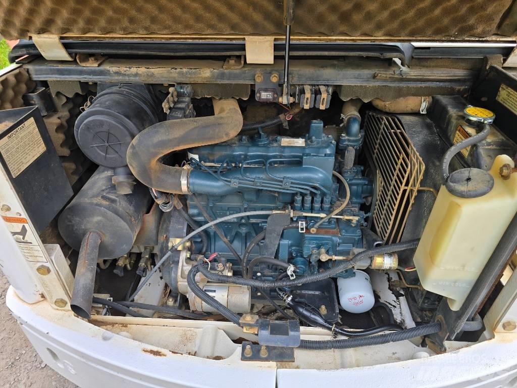 Bobcat X 331 Mini rýpadla < 7t