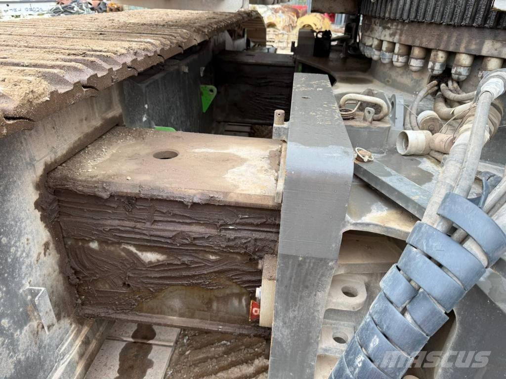 Sennebogen 6113 E Pásové jeřáby