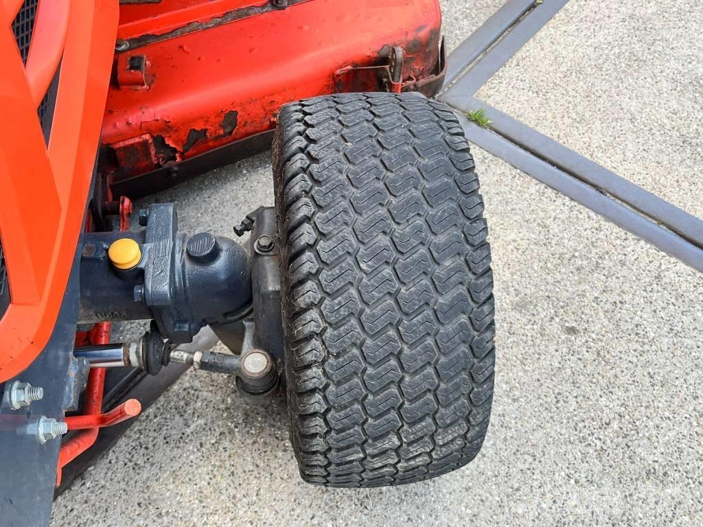 Kubota BX 2350 Kompaktní traktory