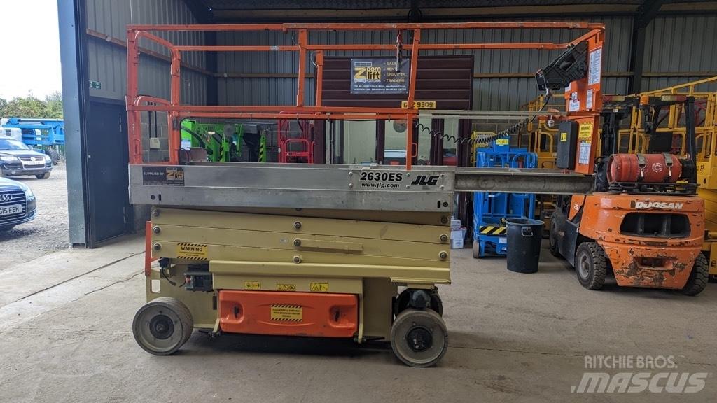 JLG ES2630 Nůžková zvedací plošina