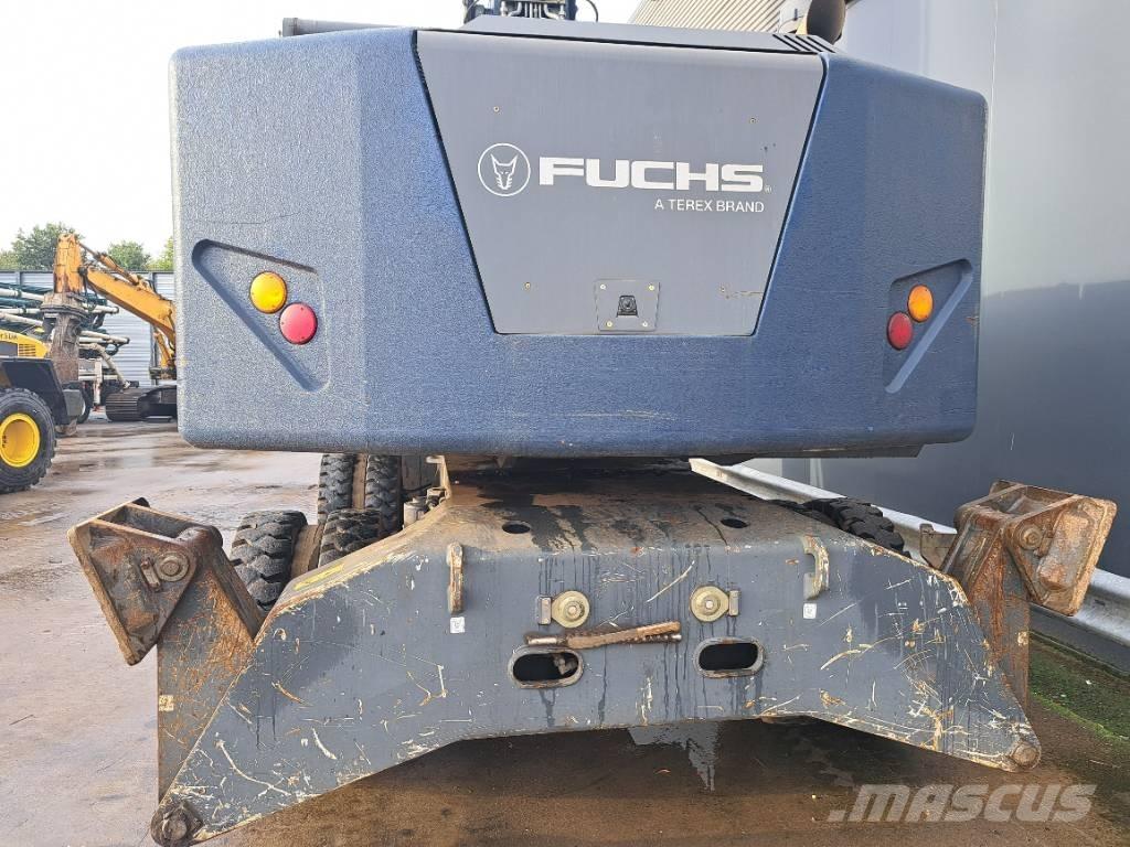 Fuchs MHL350F Stroje pro manipulaci s odpadem