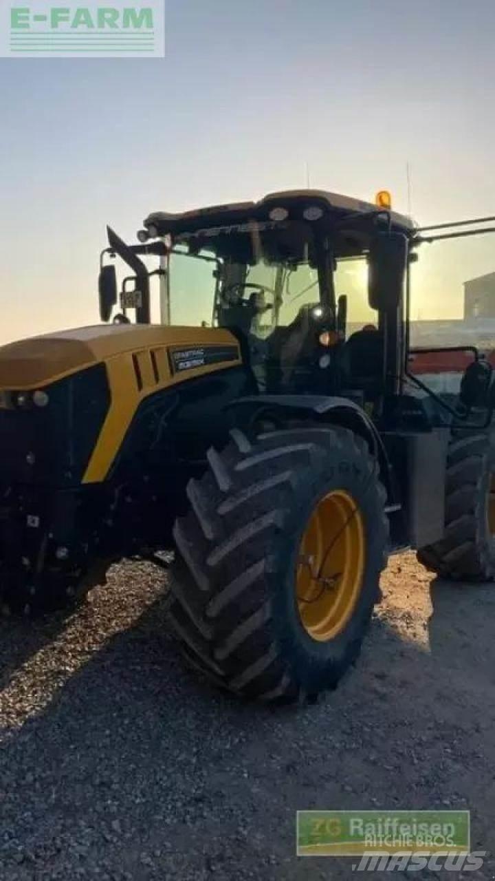 JCB fastrac 4220 Traktory
