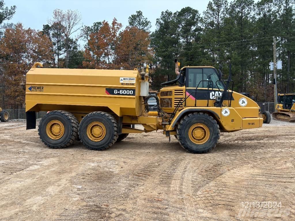 CAT 730 Cisterny na vodu