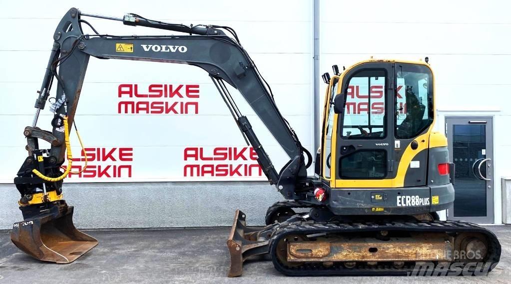 Volvo ECR 88 Midi rýpadla 7t - 12t