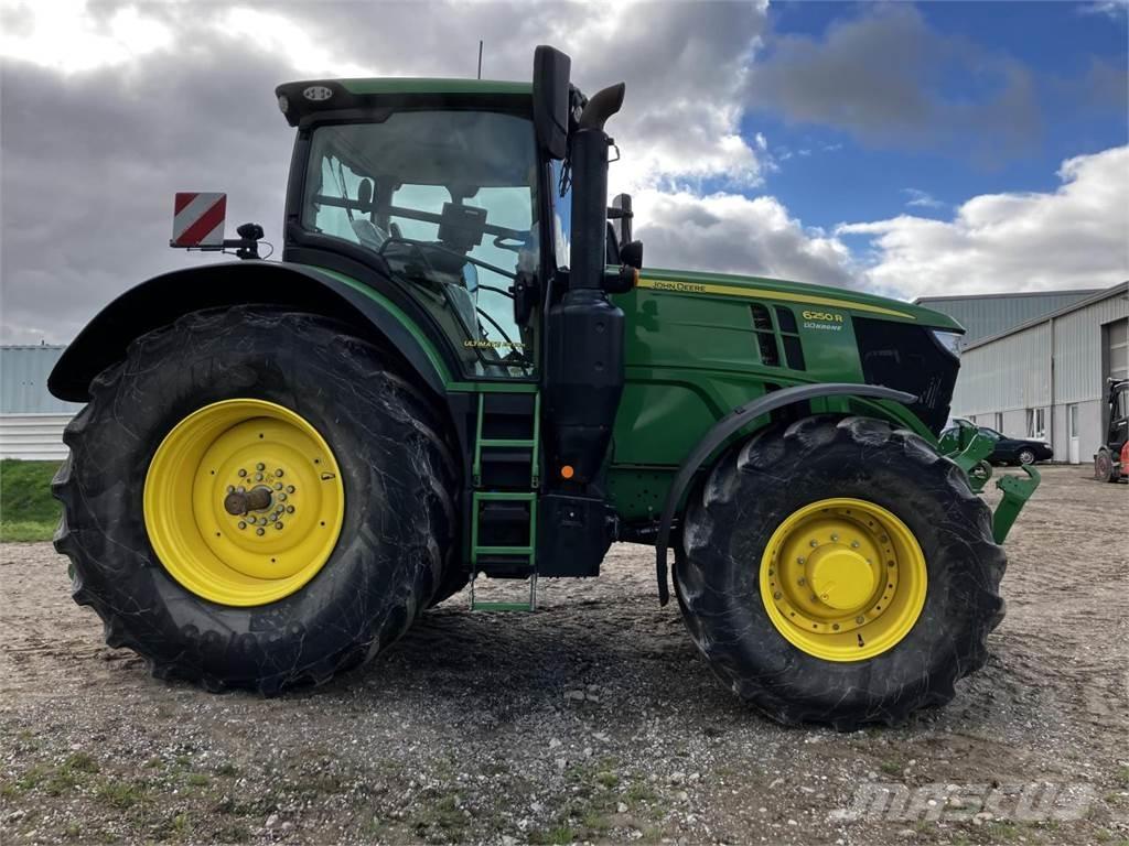 John Deere 6250R Traktory
