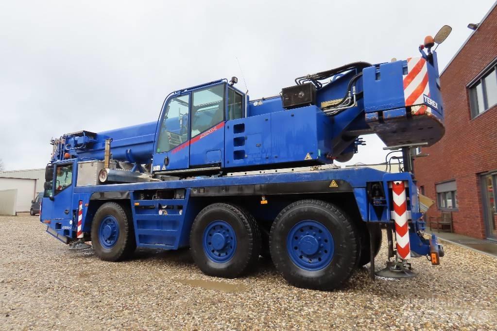 Terex Demag AC 50-1 Univerzální terénní jeřáby