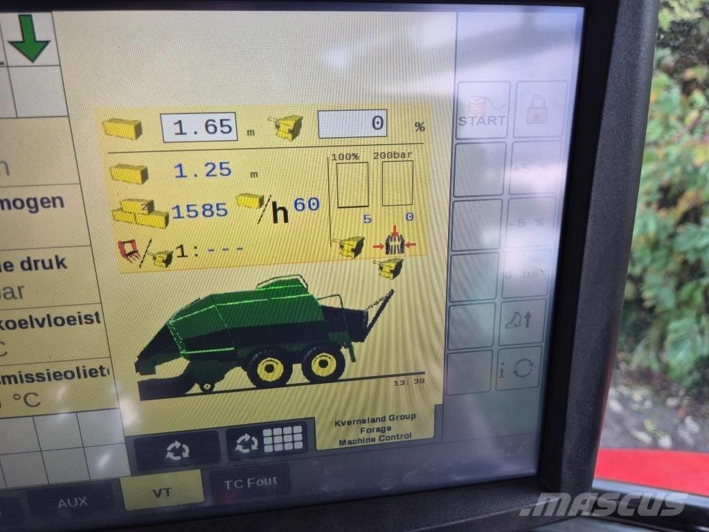 John Deere 1424C Lis na hranaté balíky