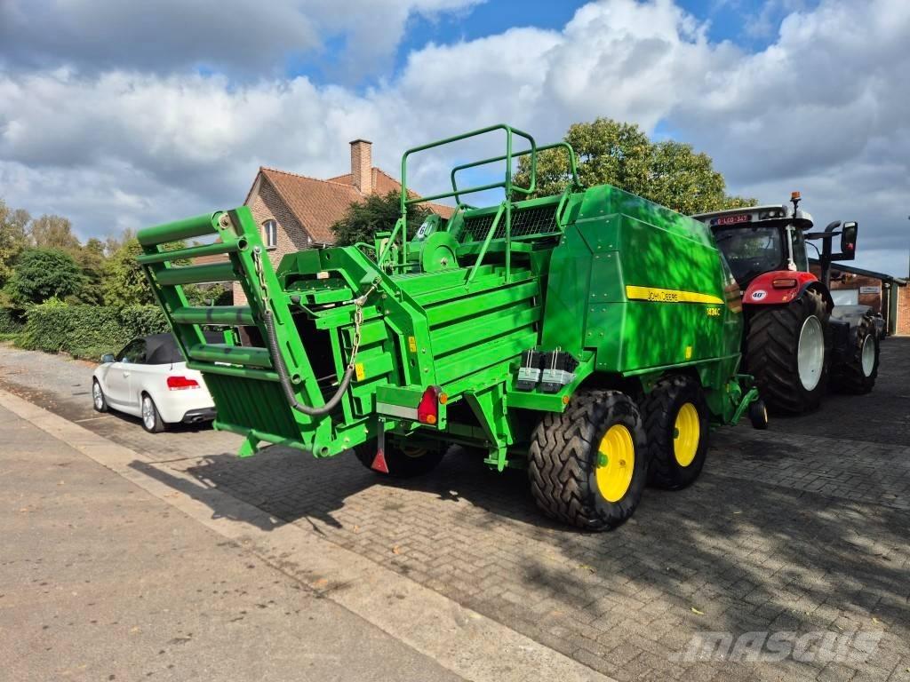 John Deere 1424C Lis na hranaté balíky