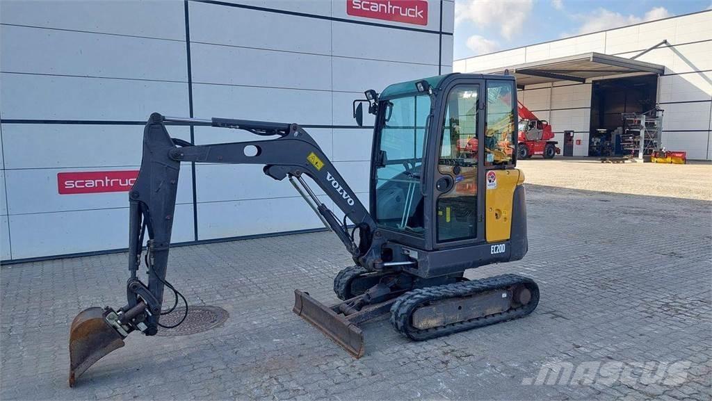 Volvo EC20D Kolová rýpadla