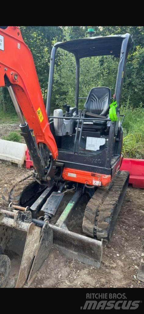 Kubota U 27-4 Mini rýpadla < 7t
