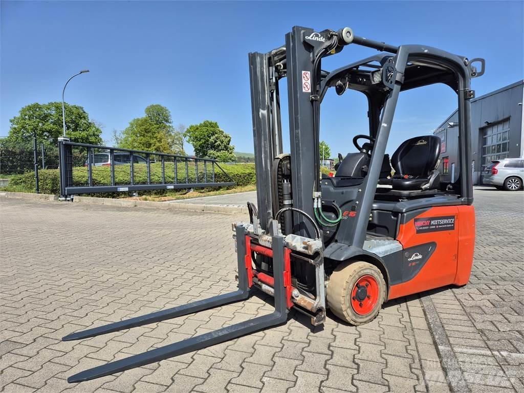 Linde E16C-02 Akumulátorové vozíky