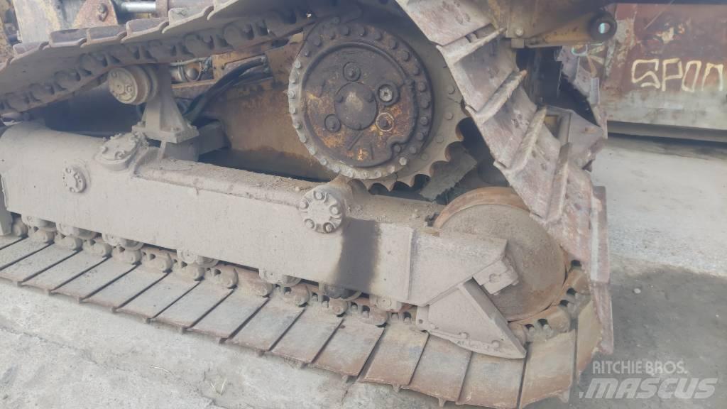 CAT D 4 LGP Pásové dozery