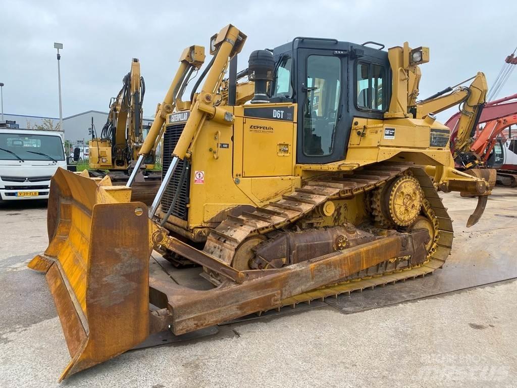CAT D6T XL NVT Pásové dozery