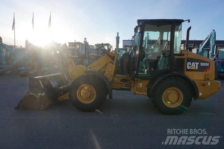 CAT 906 M Kolové nakladače