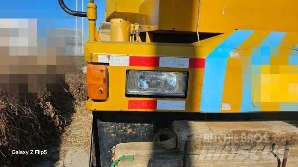 Kobelco RK 450 Jeřáby pro těžký terén