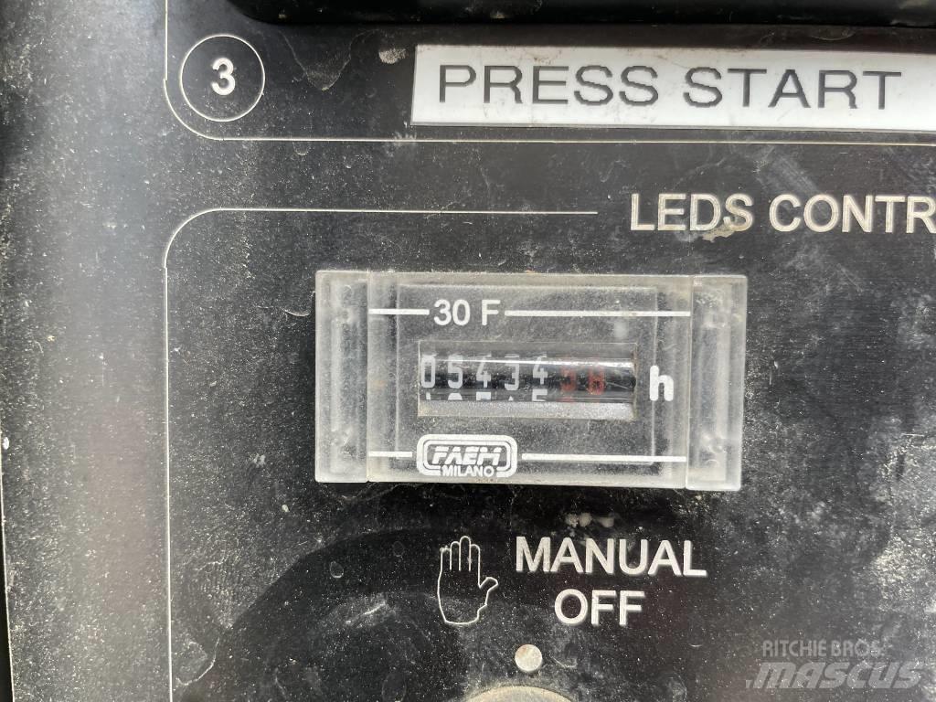 Generac LED-1 Osvětlovací stožáry