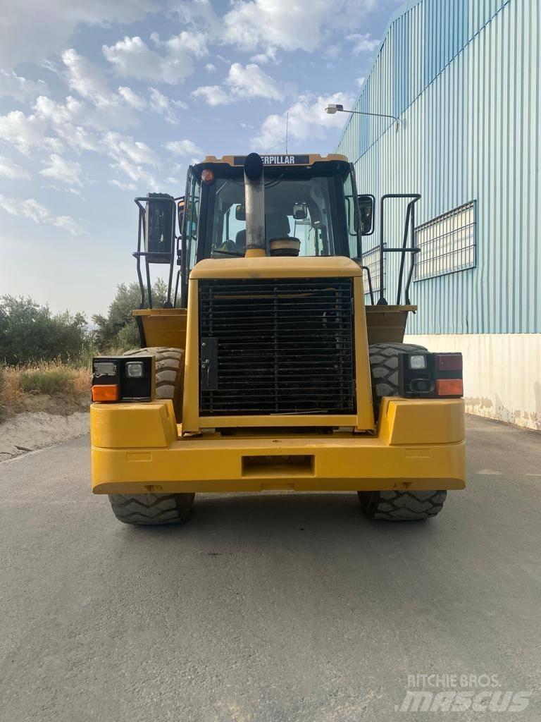 CAT 962 G Kolové nakladače