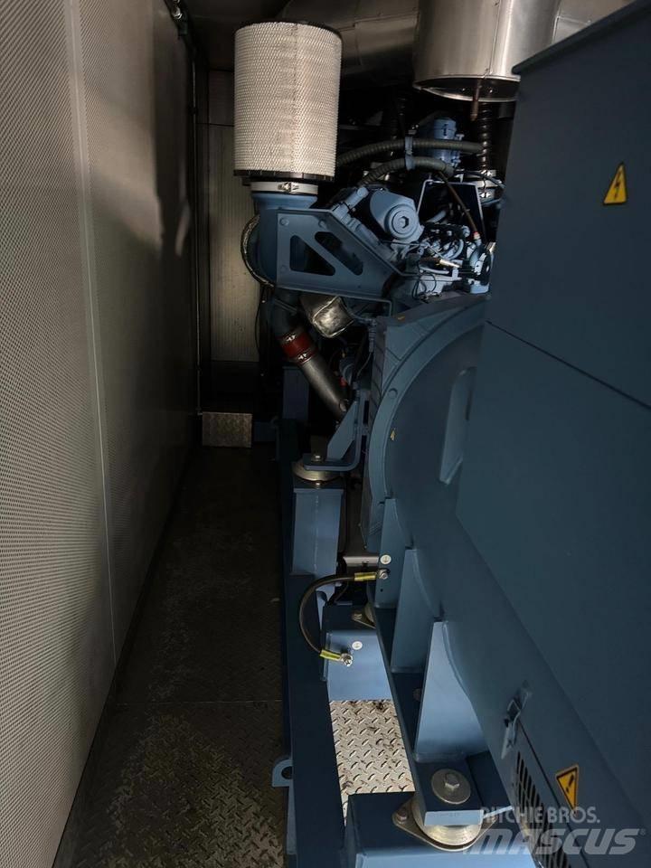 MTU 1000 KVA Naftové generátory