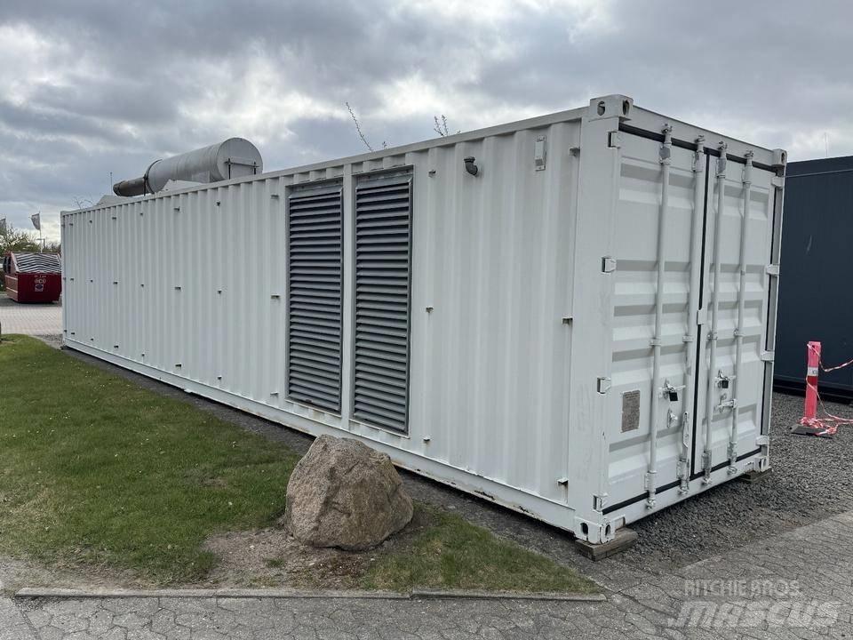 MTU 1000 KVA Naftové generátory