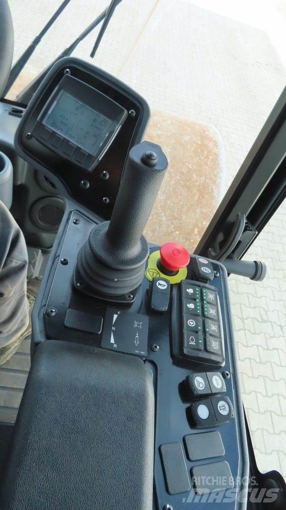 CAT CS 56 B Tahačové válce