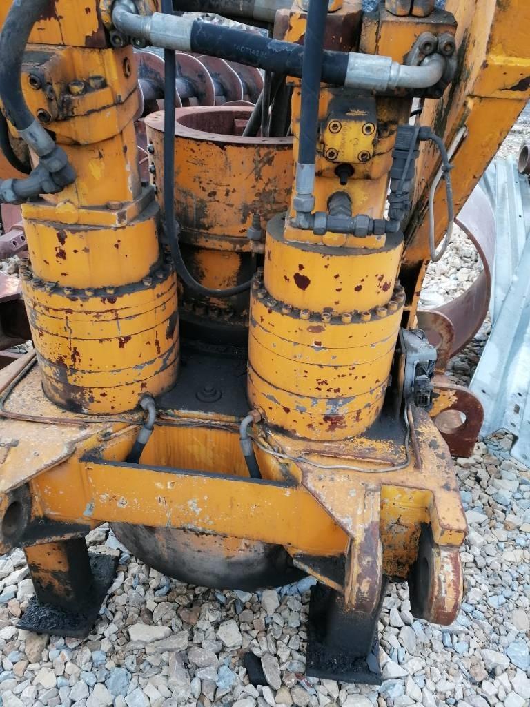 Bauer BG 12 V Pilířové jeřáby