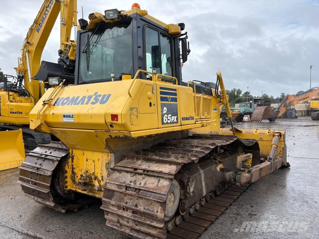 Komatsu D65PX-18 Pásové dozery
