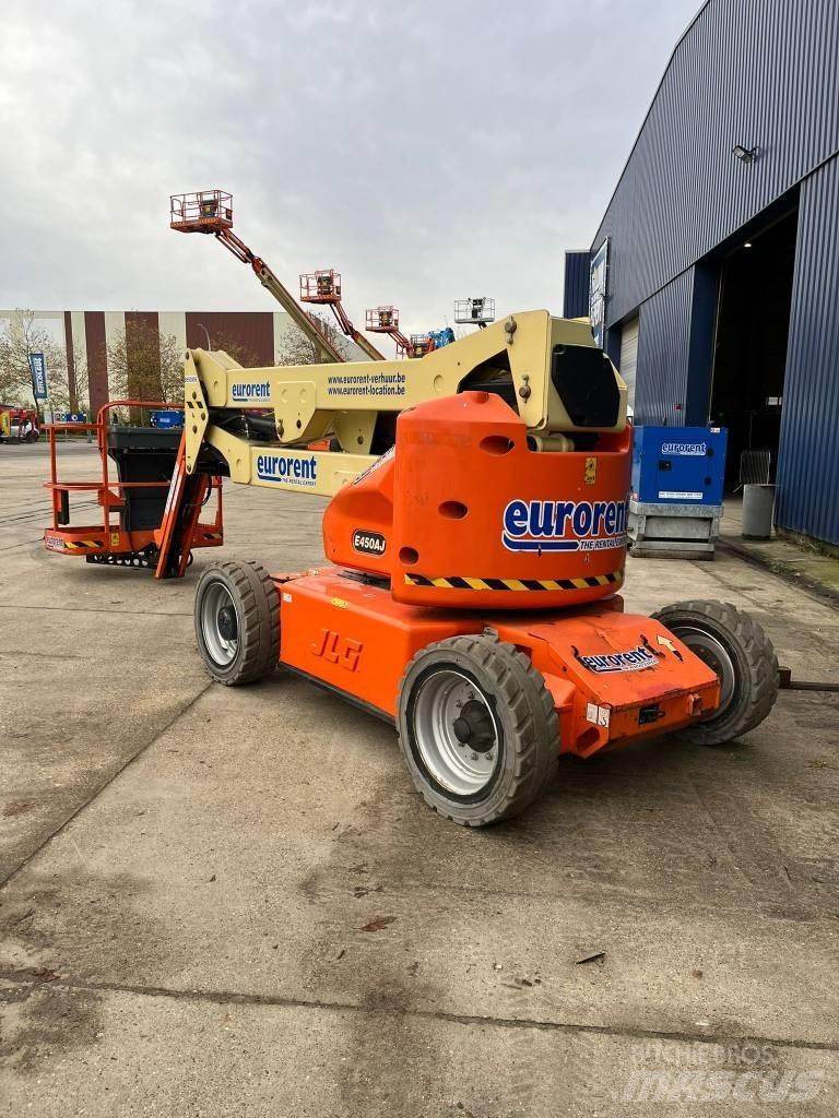 JLG E 450 AJ Kloubové plošiny