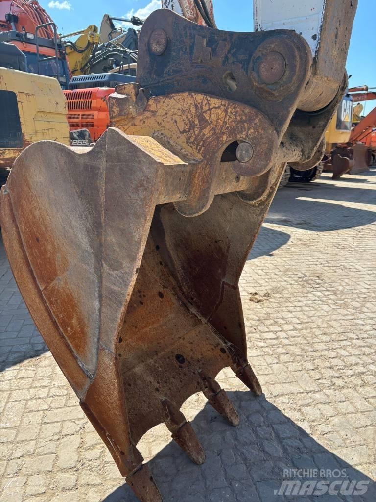 Hitachi ZX 190 W-3 Kolová rýpadla