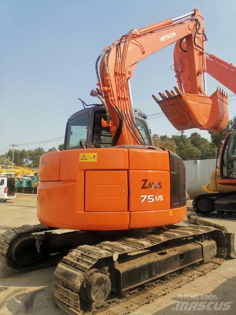 Hitachi ZX 75 Pásová rýpadla