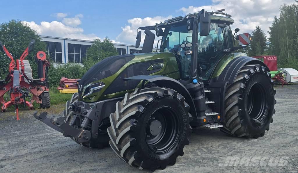 Valtra Q 285 Traktory