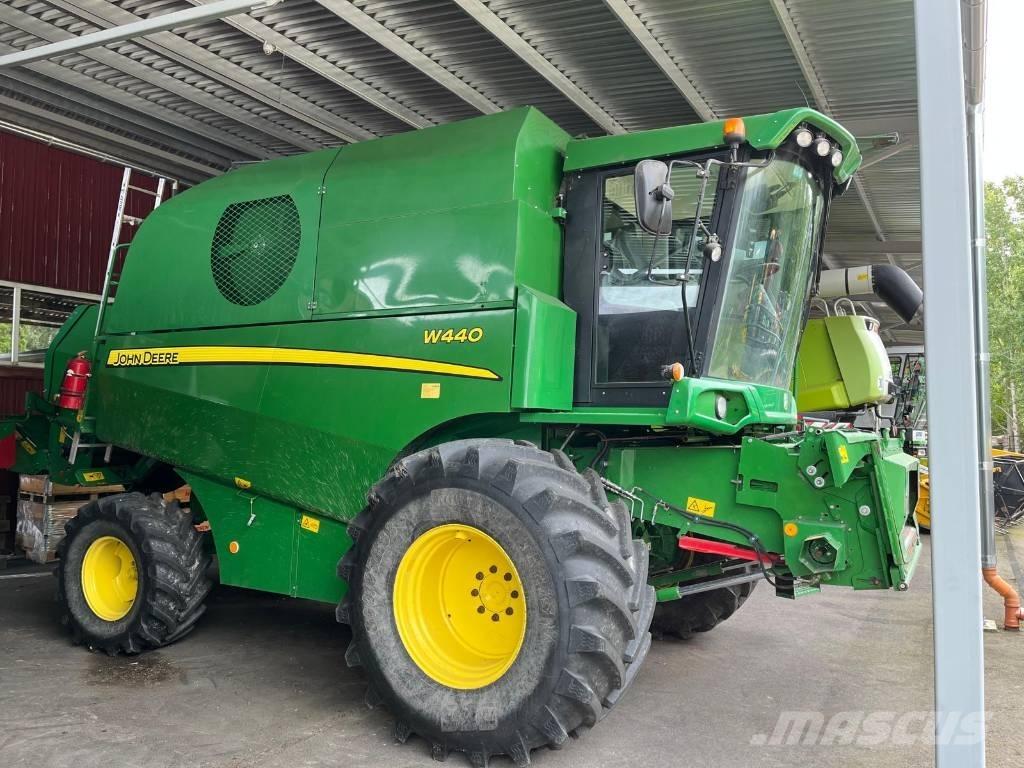 John Deere W 440 Sklízecí mlátičky