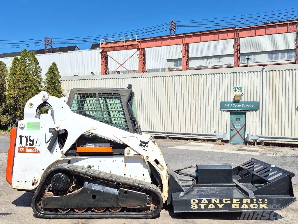 Bobcat T 190 Smykem řízené nakladače