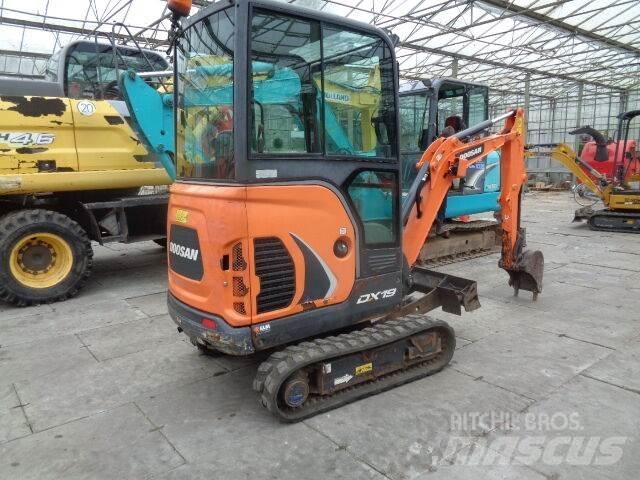 Doosan DX19 Mini rýpadla < 7t