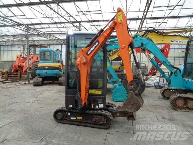Doosan DX19 Mini rýpadla < 7t