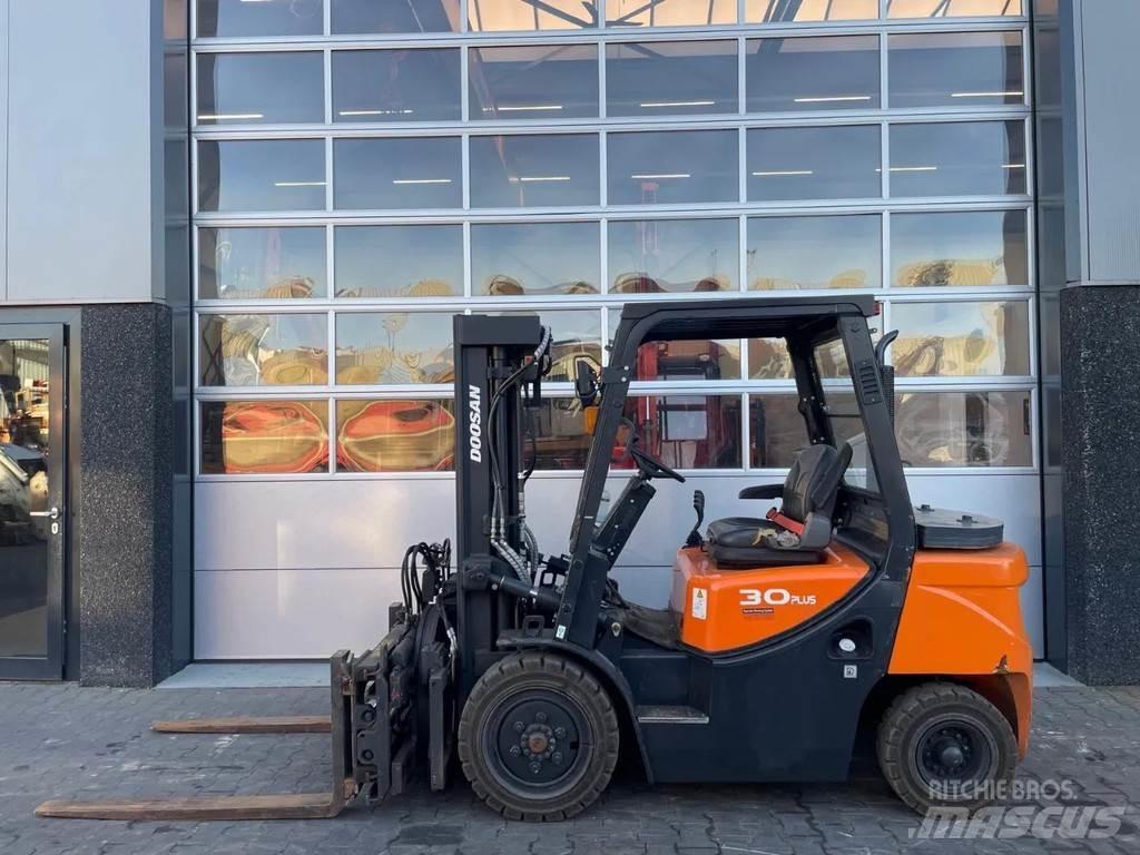 Doosan D30GP Další