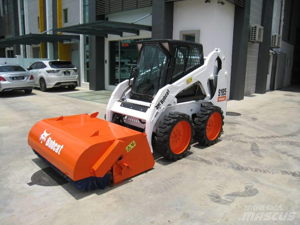 Bobcat S 185 Smykem řízené nakladače