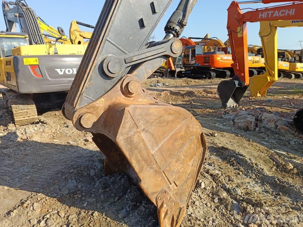 Volvo EC 240 Pásová rýpadla