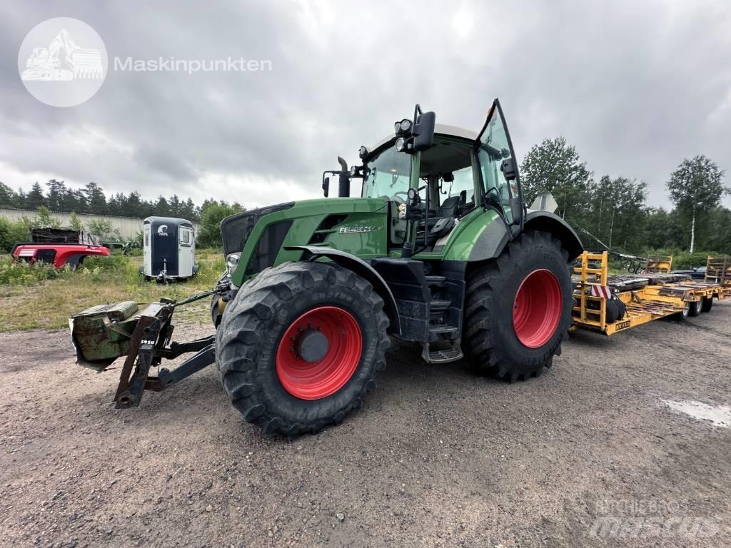 Fendt 824 Vario Traktory