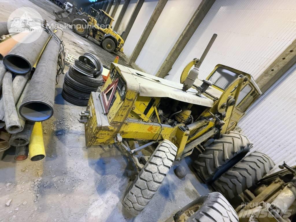 Volvo BM 218 Kolové nakladače